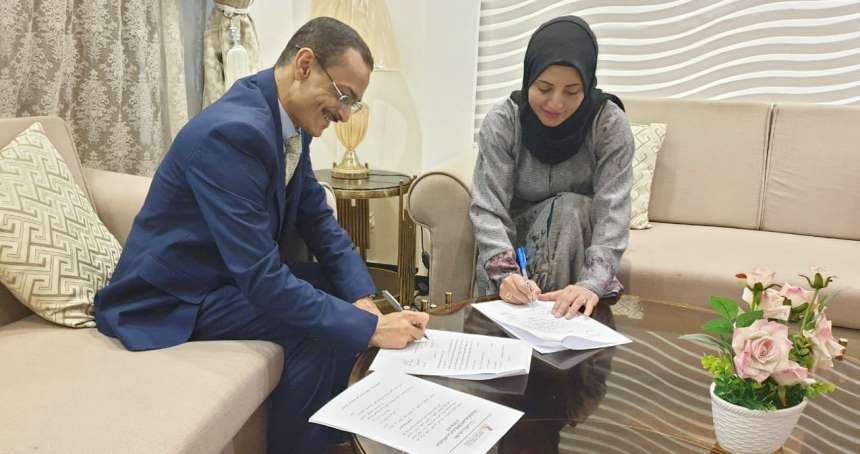 توقيع اتفاقية تعاون بين كلية الآداب جامعة تعز ومركز نشوان الحميري